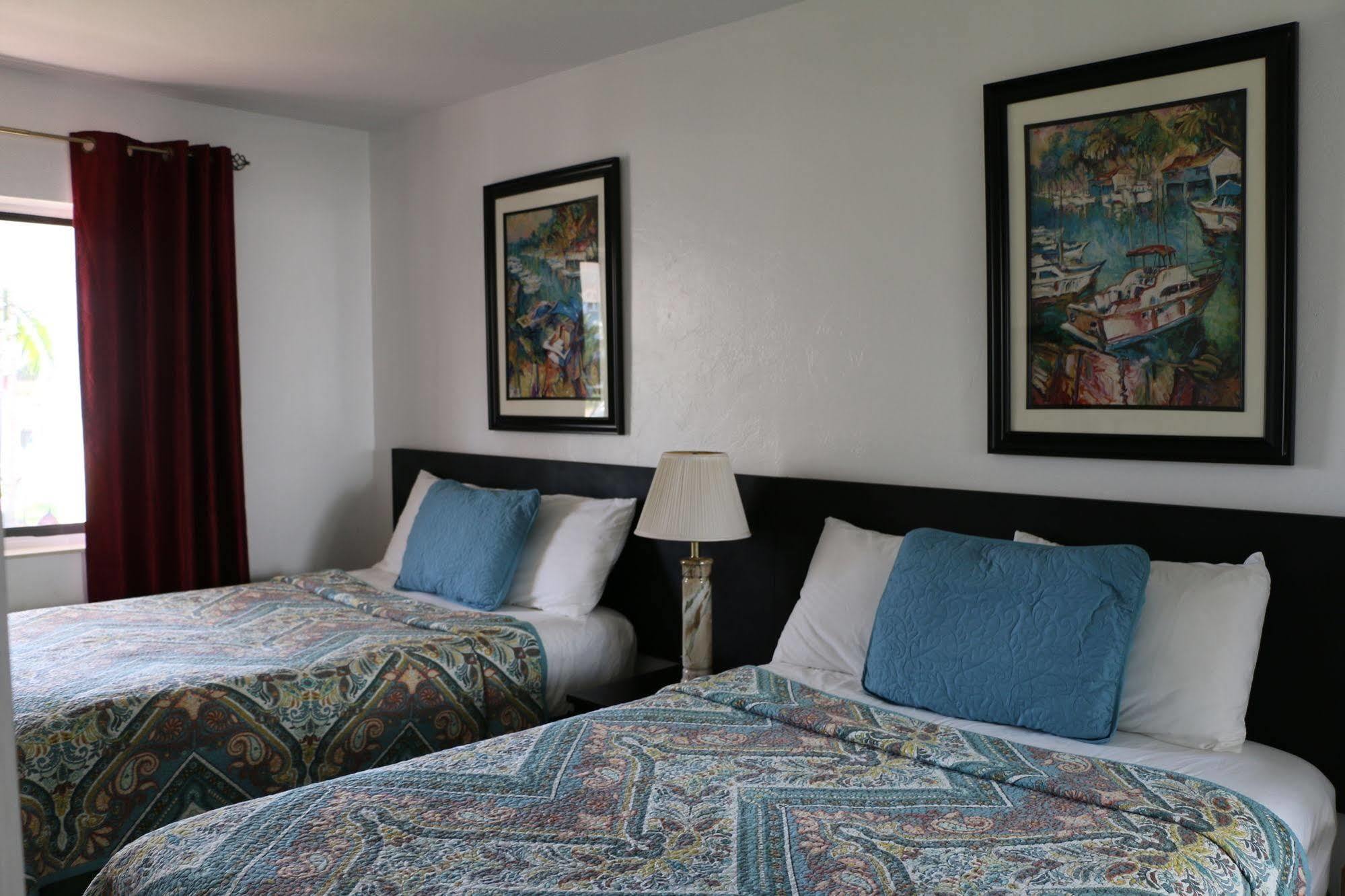Breakaway Inn Guest House Лодердейл-бай-Си Экстерьер фото